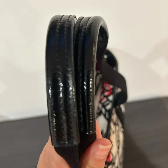 Coach Poppy Kyra floral tote bag in black and white nylon with red accents EUC - Picture 6 of 13